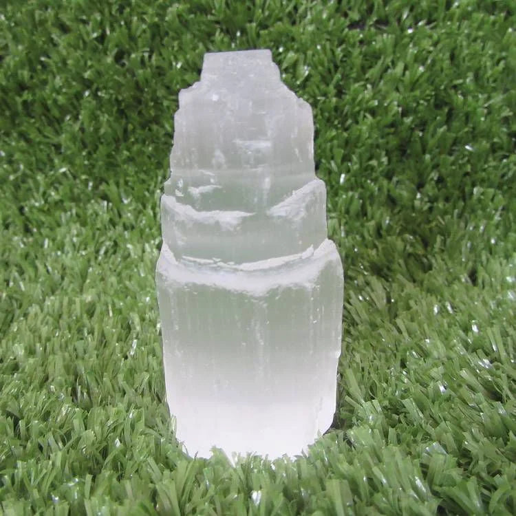 Torre de Selenita Branca (6cm)