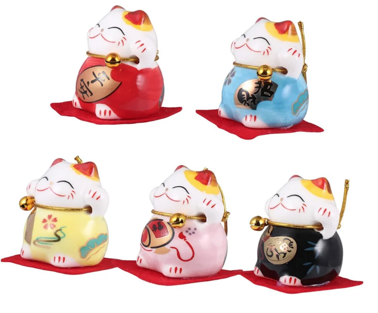 Conjunto com 5 Gatinhos Manekineko em Porcelana