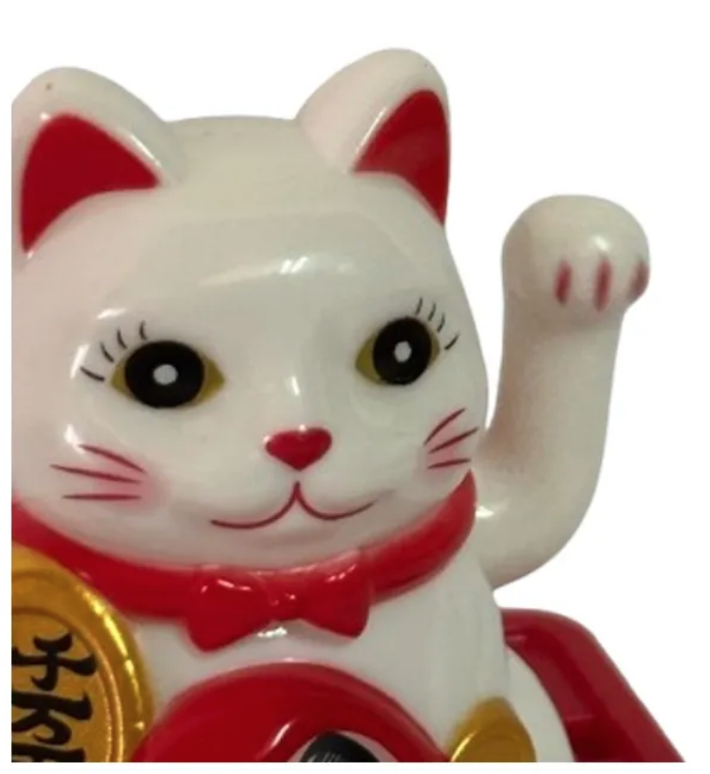 Gato Manekineko e Daruma com Movimento Solar (5cm)
