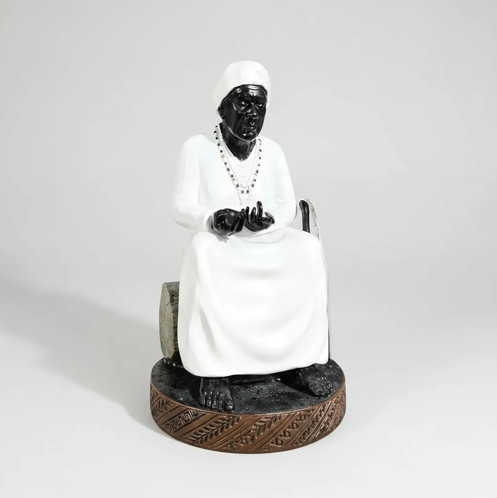 Estátua Preta Velha Premium em Resina (20cm)