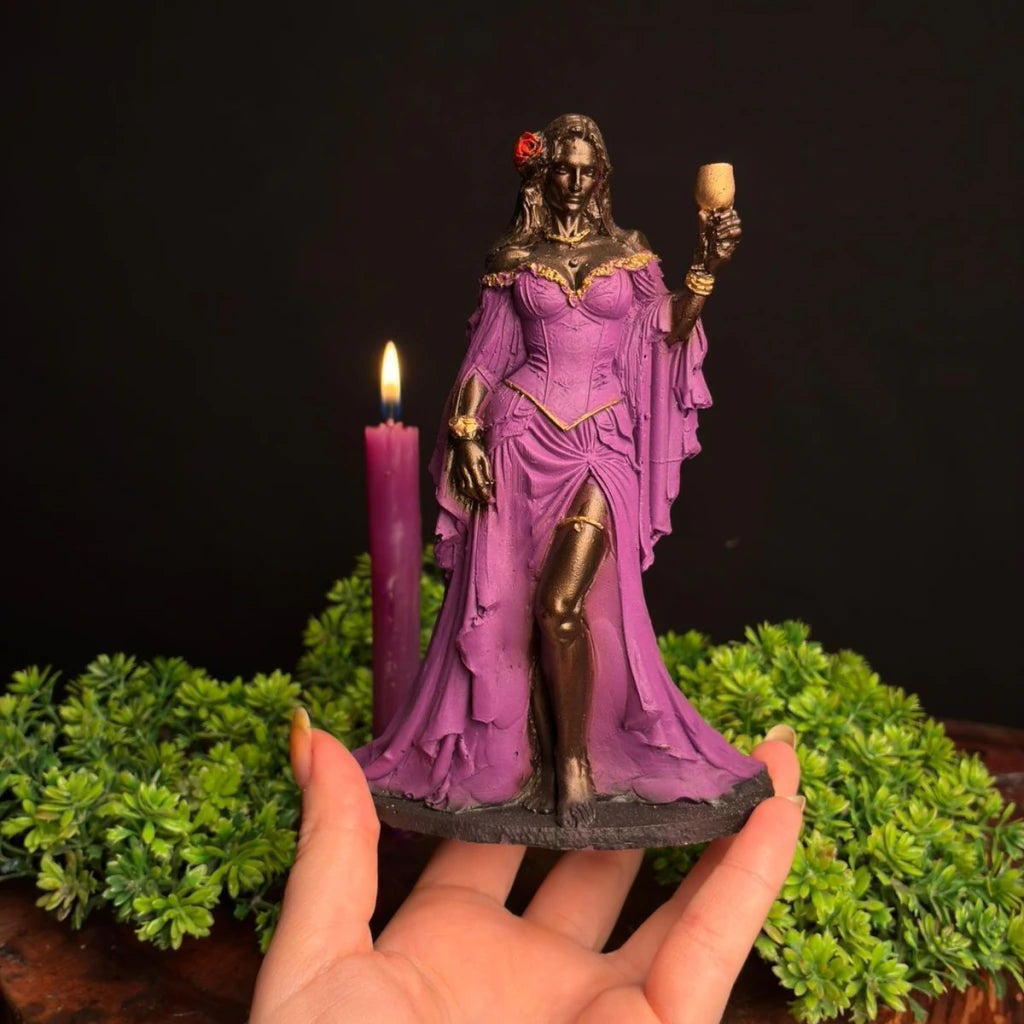 Estátua Orixá Pomba Gira do Cabaré (15cm)