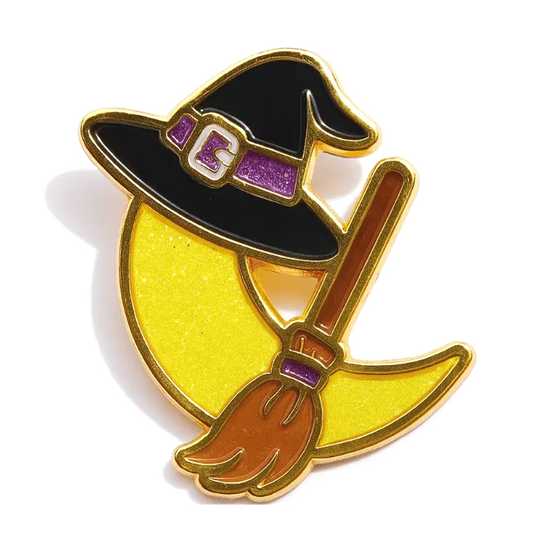 Broche Lua com Chapéu e Vassoura de Bruxa (2,5cm)