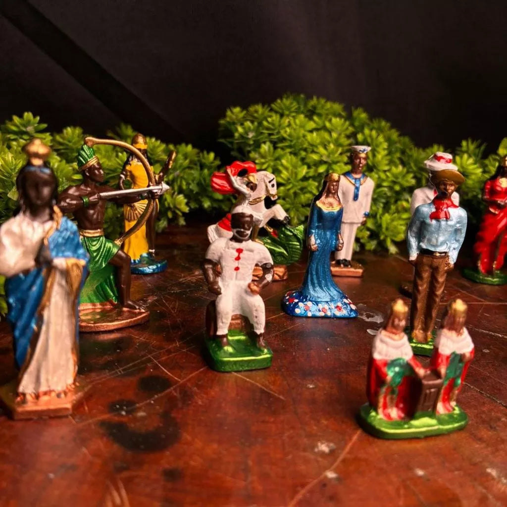 Mini Orixás e Entidades em Metal (5cm)